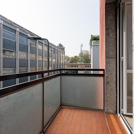 Cagnola Cozy Apartament With Balcony Milano Ngoại thất bức ảnh