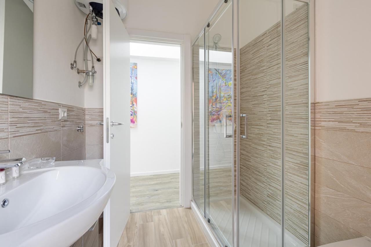 Cagnola Cozy Apartament With Balcony Milano Ngoại thất bức ảnh