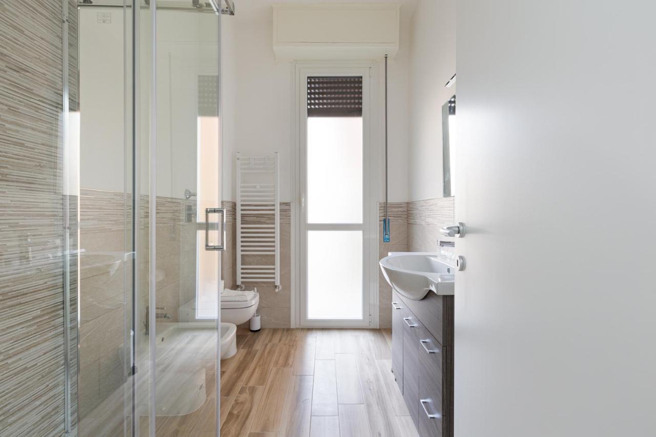 Cagnola Cozy Apartament With Balcony Milano Ngoại thất bức ảnh