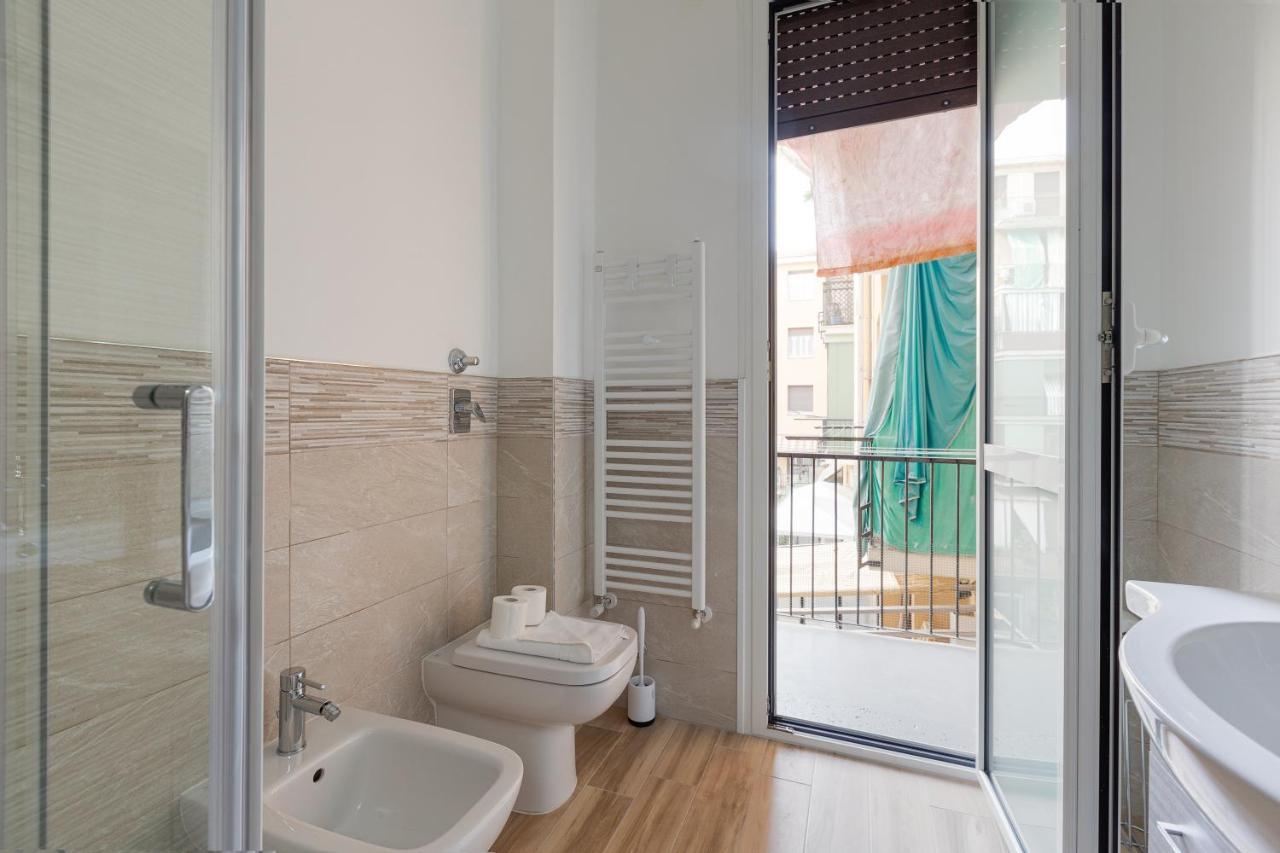 Cagnola Cozy Apartament With Balcony Milano Ngoại thất bức ảnh
